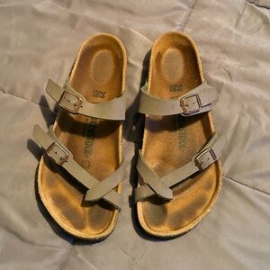 Birkenstock Mayari sandal, size 39
